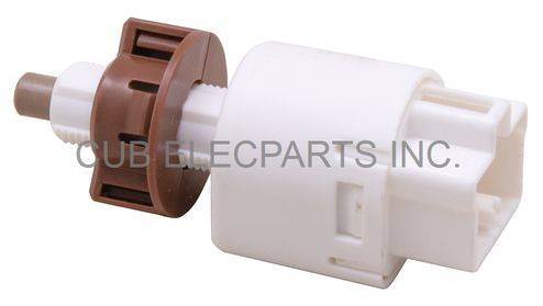 Датчик включения стоп-сигнала CUB  B011-081  (VS-48C020)
