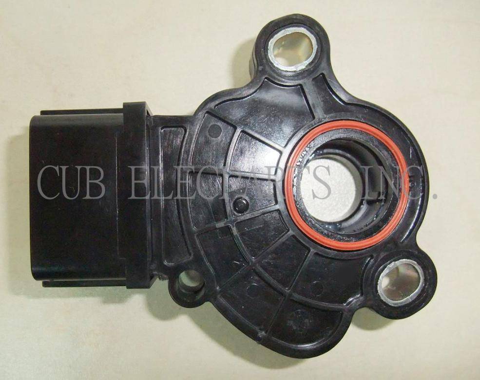 Датчик положения селектора коробки передач CUB  B023-055  (VS-31A064)