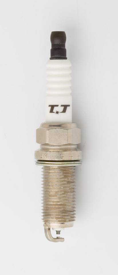 Свеча зажигания DENSO   4618  KH20TT