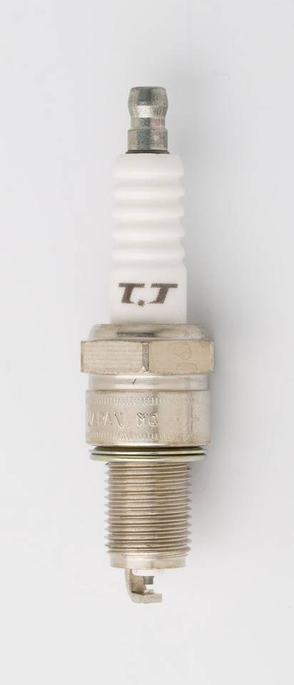 Свеча зажигания DENSO   4601  W16TT